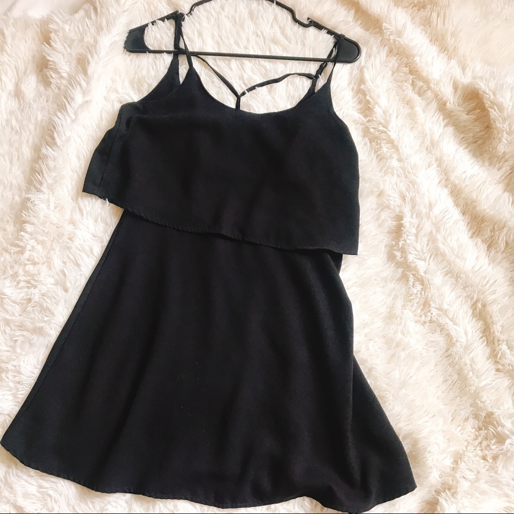 👗A&F cami top dress in black